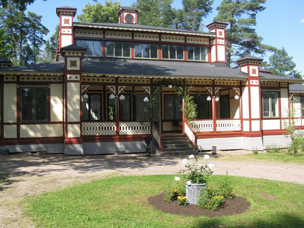 Aelvkarleby Vandrarhem Älvkarleby Exterior photo